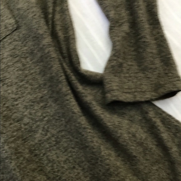 ‼️AQUA OVERSIZED FOREST GREEN LIGHTWEIGHT SWEATER - Picture 3 of 4